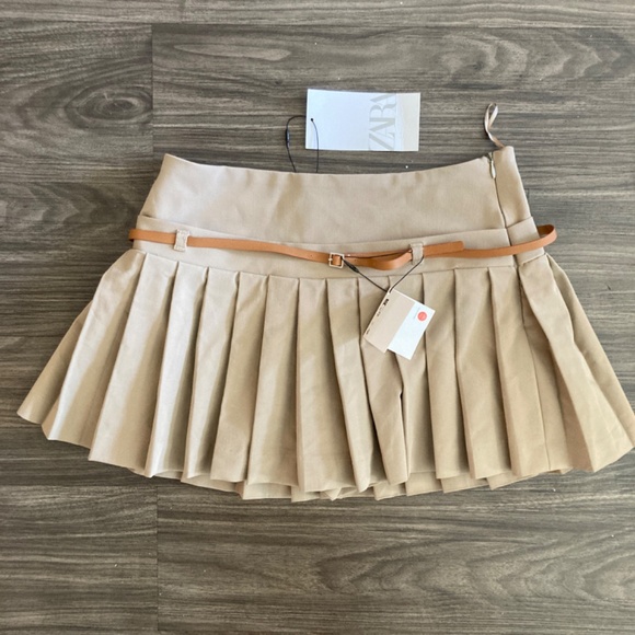 Zara Dresses & Skirts - Zara Women's Tan Pleated Mini Skirt with Brown Belt - NWT
